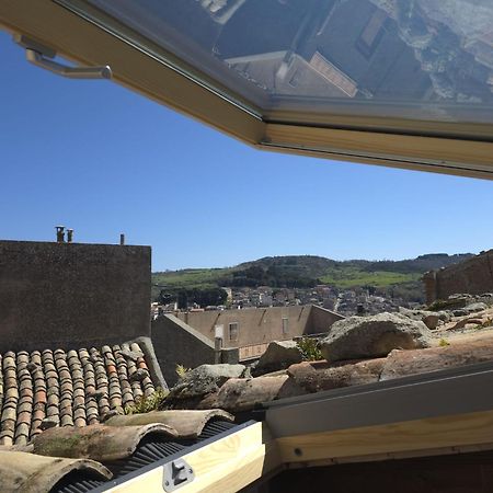 San Nicolo Holiday Home Montalbano Elicona Rum bild