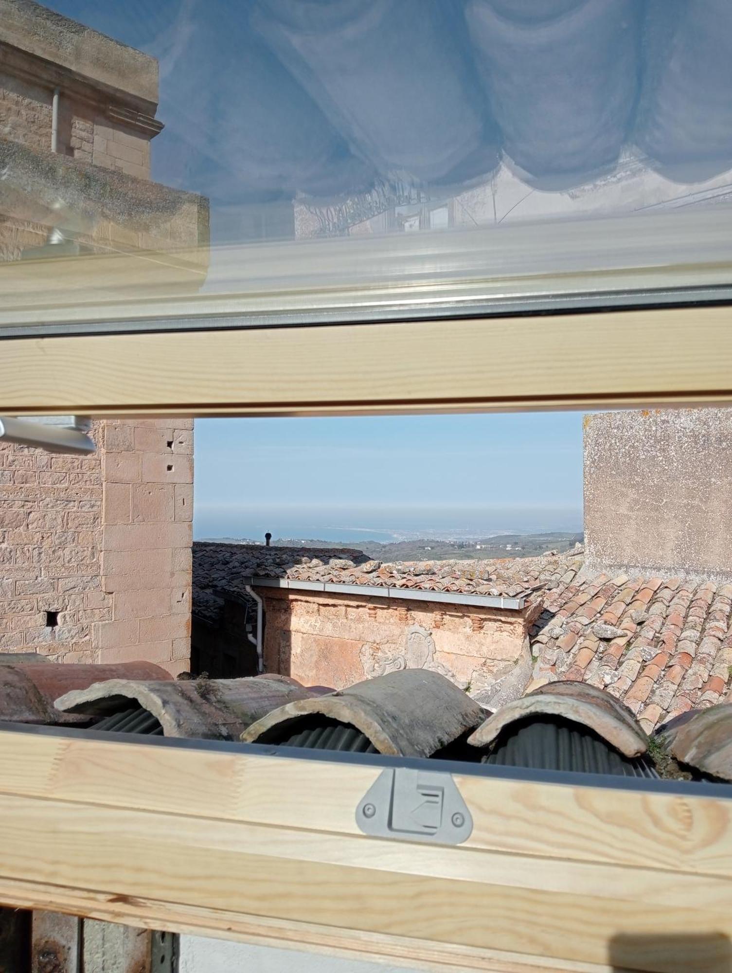 San Nicolo Holiday Home Montalbano Elicona Rum bild